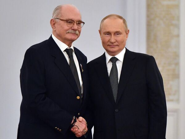 Император и бесогон российского экрана: все грани таланта Никиты Михалкова33