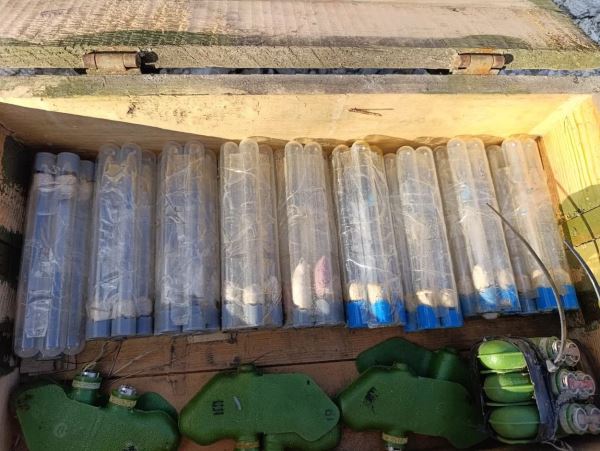 «Эвакуация в таких случаях невозможна»: взрывотехник рассказал RT о снарядах и химоружии ВСУ