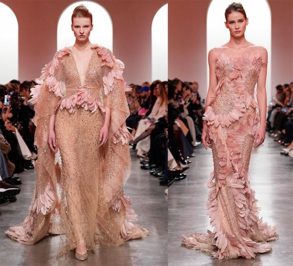 Перья как декор одежды 2025: актуальная модная тенденция