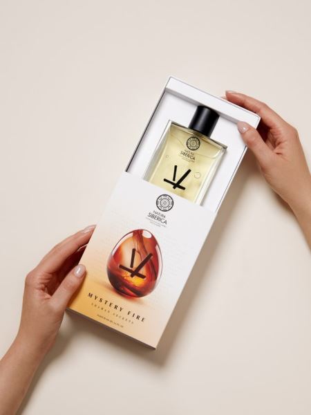 Парфюмерные талисманы: как выбрать аромат, приносящий удачу?