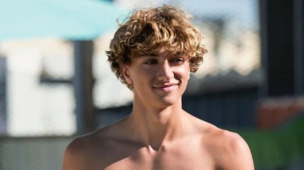 Актер «Этим летом я стала красивой» признался, что не справляется с негативом в его адрес