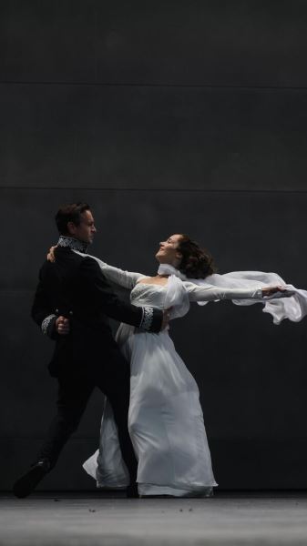 Виктор Добронравов: