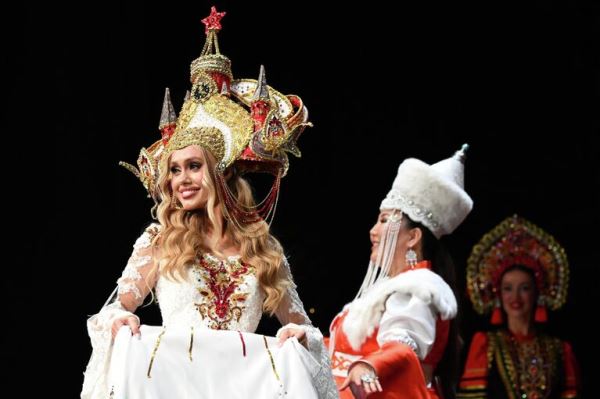 Самая красивая женщина страны: 150 претенденток на