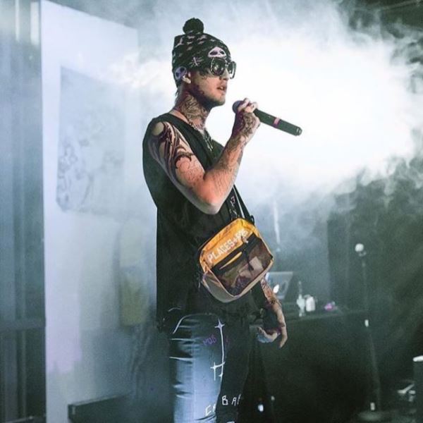 В России пройдут повторные показы фильма про Lil Peep