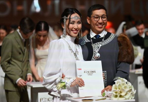 Как в сказке: самые яркие пары на II Всероссийском свадебном фестивале10