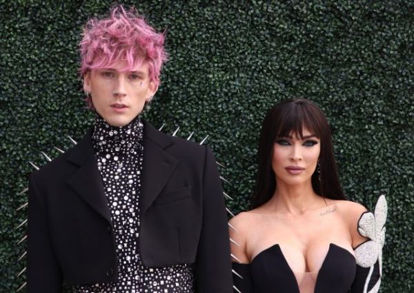 Меган Фокс и Machine Gun Kelly помирились спустя несколько месяцев после рождения ребенка