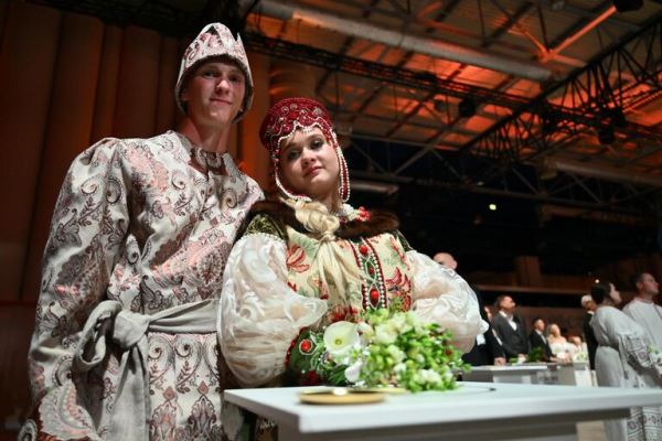 Как в сказке: самые яркие пары на II Всероссийском свадебном фестивале9