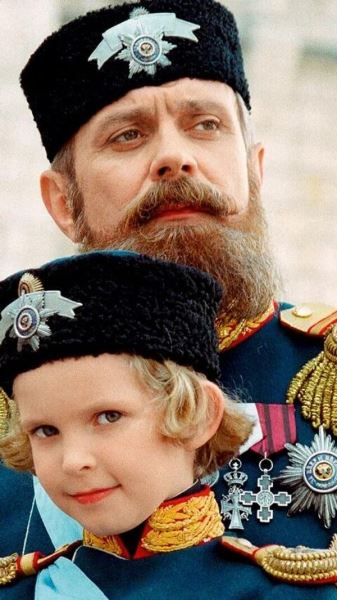 Император и бесогон российского экрана: все грани таланта Никиты Михалкова17