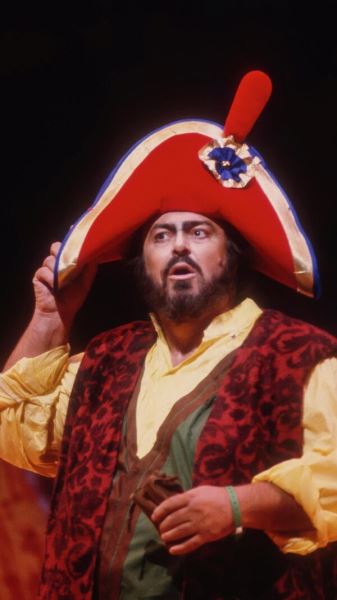 Великий тенор, который любил Россию: интересные истории о Лучано Паваротти0