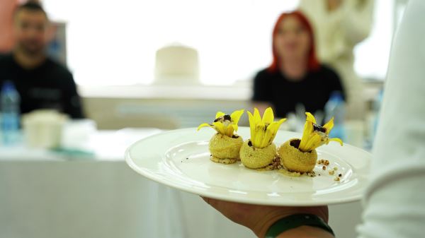 В Благовещенске именитые шеф-повара разработали авторское меню региона11