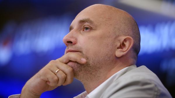 Прилепин призвал создавать больше российских литературных премий0