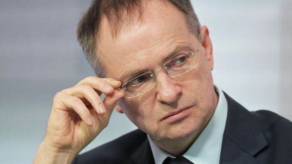 RT выложил видеоролик с американскими ведущими,