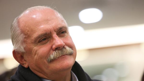 Путин поздравил Никиту Михалкова с юбилеем0