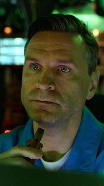 Виктор Добронравов: