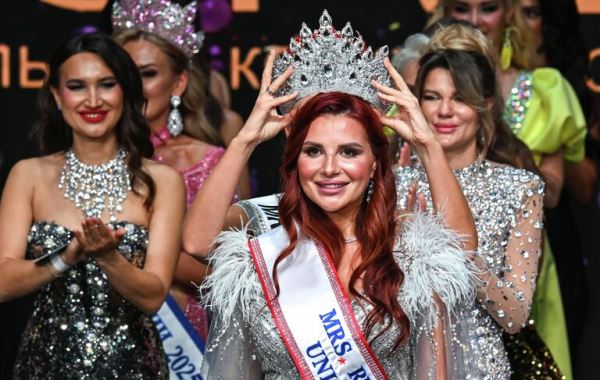 Самая красивая женщина страны: 150 претенденток на