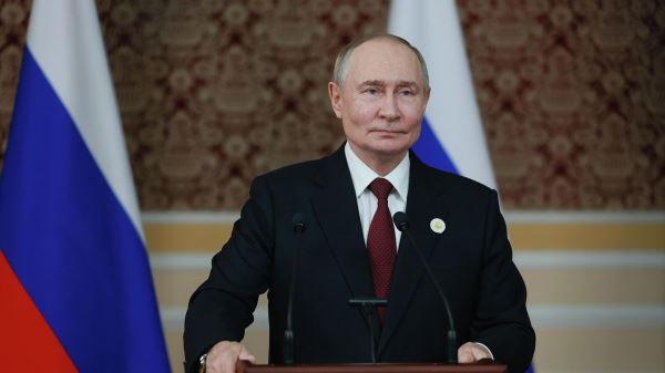 Путин наградил немецкого музыканта Франца орденом1