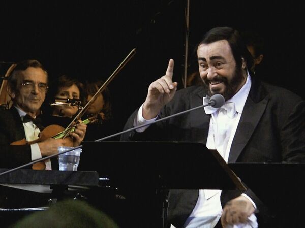 Великий тенор, который любил Россию: интересные истории о Лучано Паваротти15